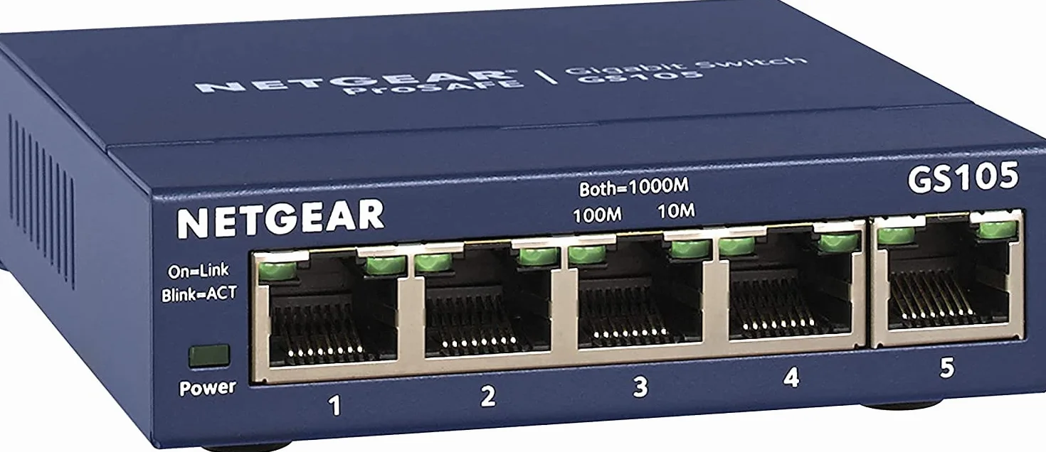 NETGEAR GS105 Switch Ethernet 5 Ports RJ45 Métal Gigabit 10/100/1000 ProSAFE